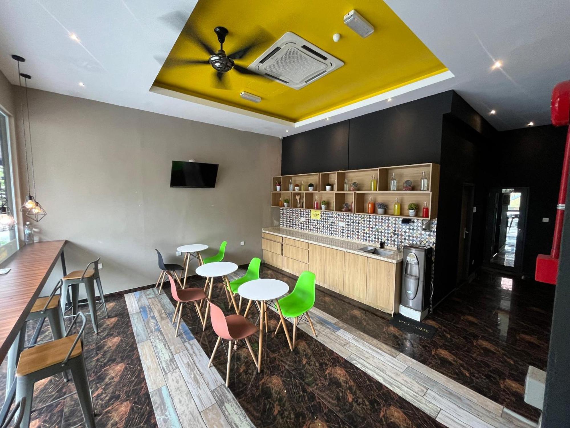 Smile Hotel Wangsa Maju Kuala Lumpur Bagian luar foto