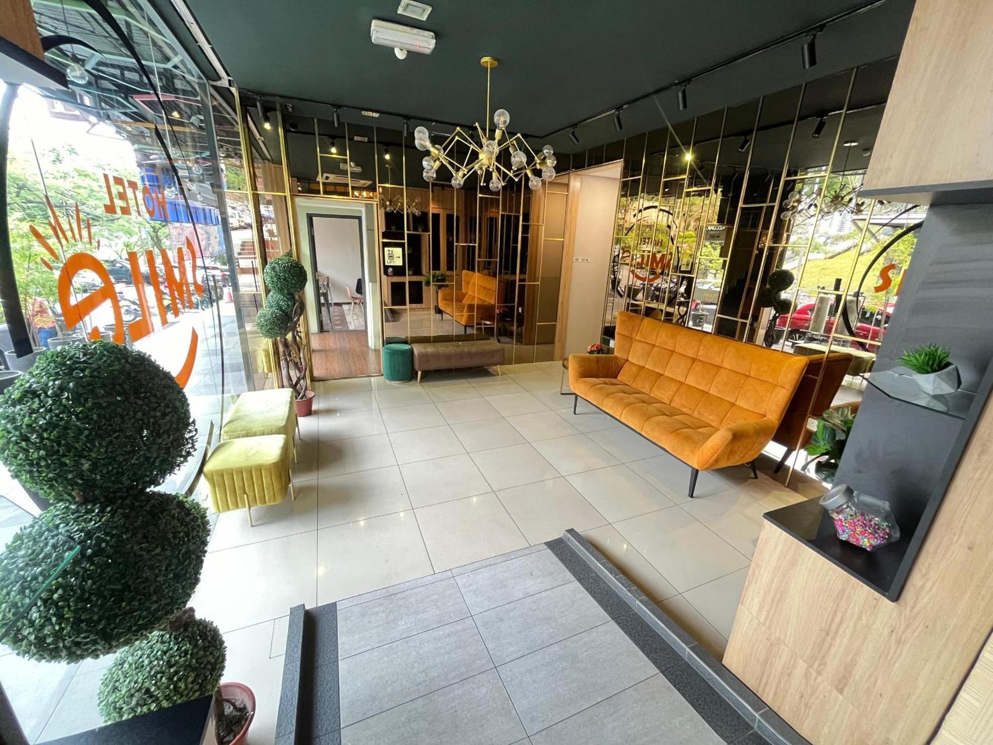 Smile Hotel Wangsa Maju Kuala Lumpur Bagian luar foto